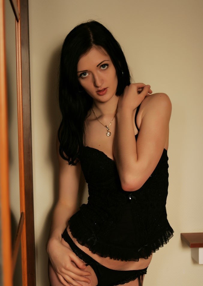 Наташа проститутка интим салон Санкт-Петербурга у метро Площадь Восстания салоны проституток отзывы